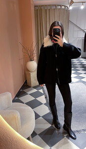  Kürk Yakalı Hırka