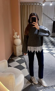  Dantel Detaylı Kazak